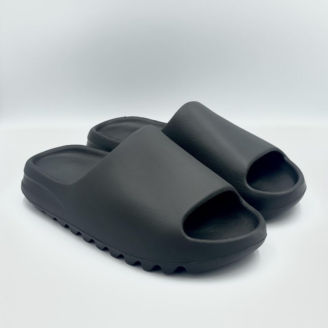 adidas yeezy slide “black” - Image 3